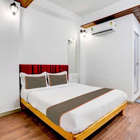Hotel Silk, Premier Budget Friendly Luxury Hotel In Surat, Perfect For Families, Couples And Business Travelers Esterno foto