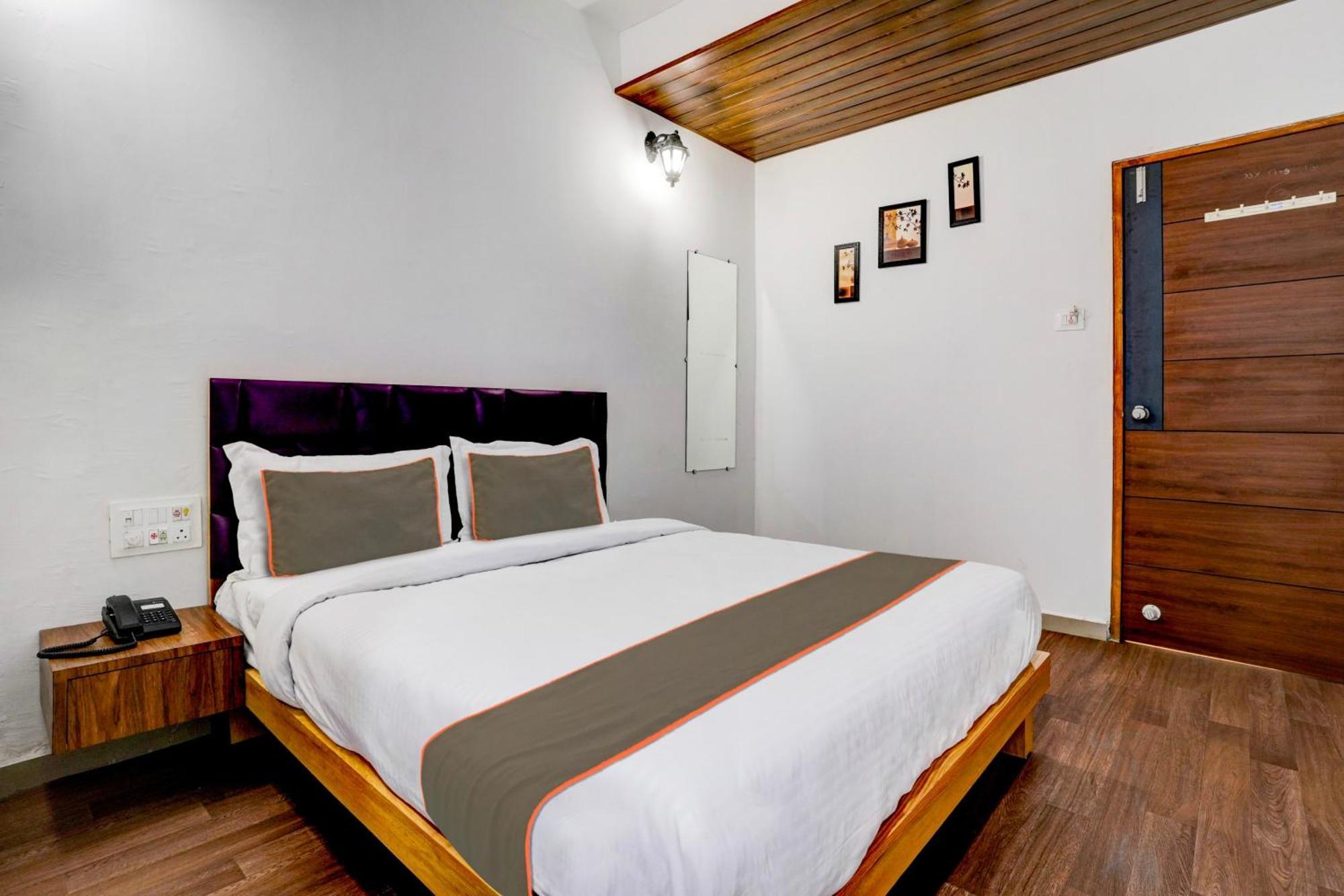 Hotel Silk, Premier Budget Friendly Luxury Hotel In Surat, Perfect For Families, Couples And Business Travelers Esterno foto