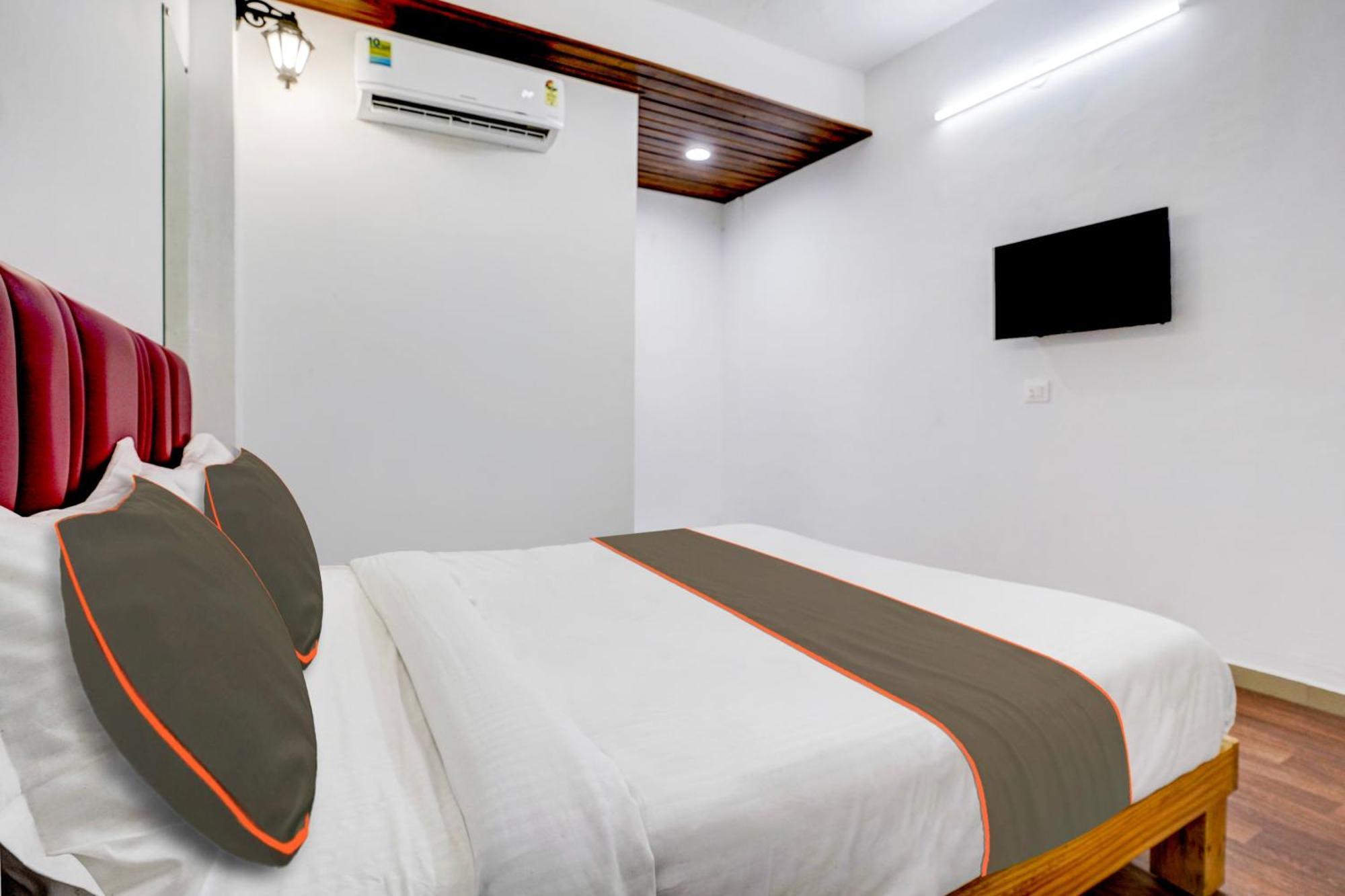 Hotel Silk, Premier Budget Friendly Luxury Hotel In Surat, Perfect For Families, Couples And Business Travelers Esterno foto