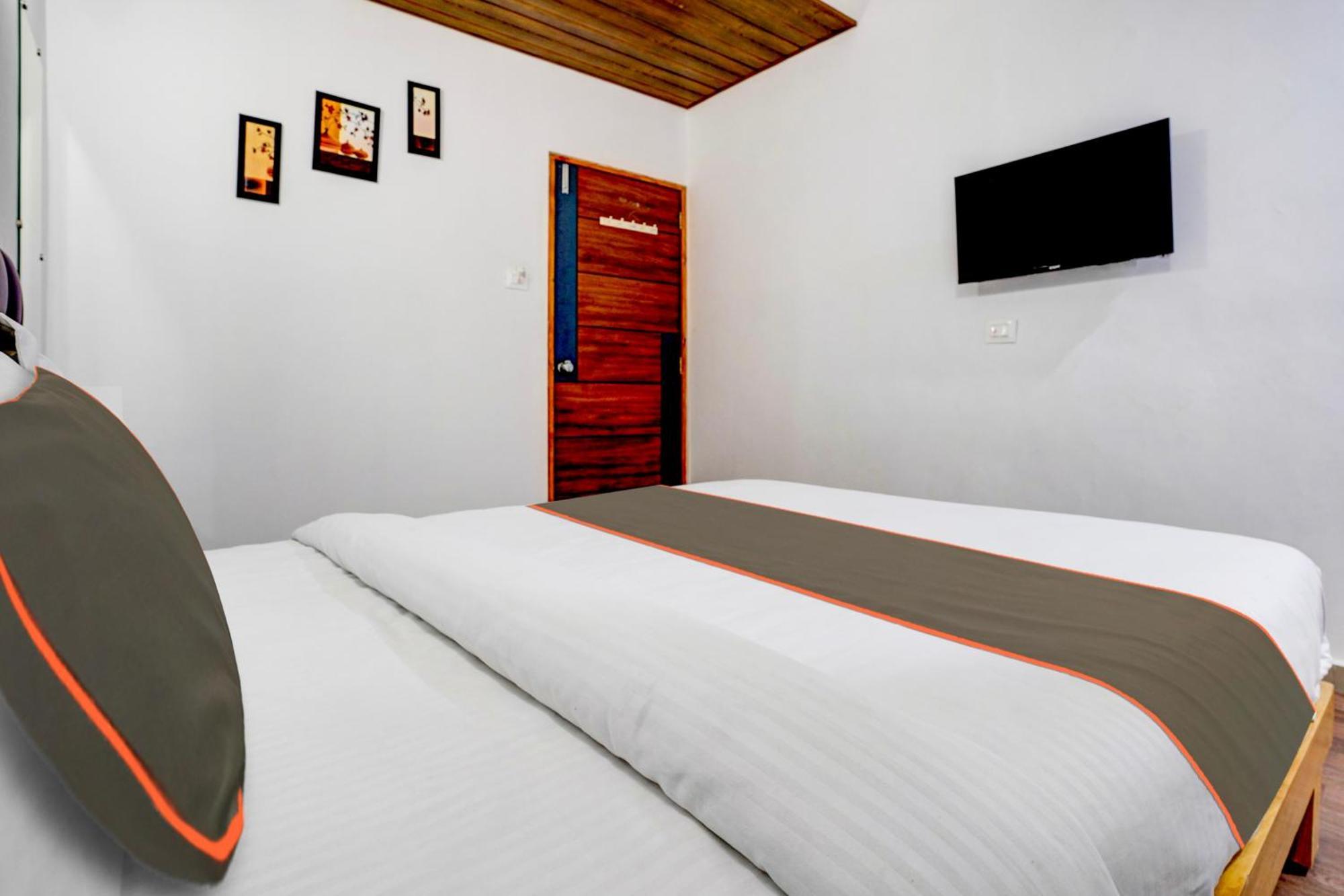 Hotel Silk, Premier Budget Friendly Luxury Hotel In Surat, Perfect For Families, Couples And Business Travelers Esterno foto